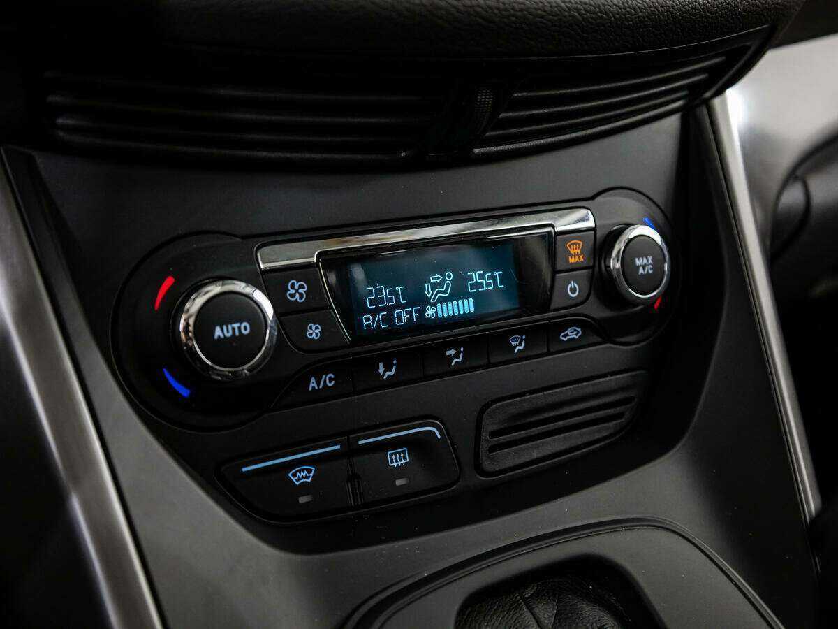 Купить Ford Kuga, 2016, 89 900 км.. Фото: #13