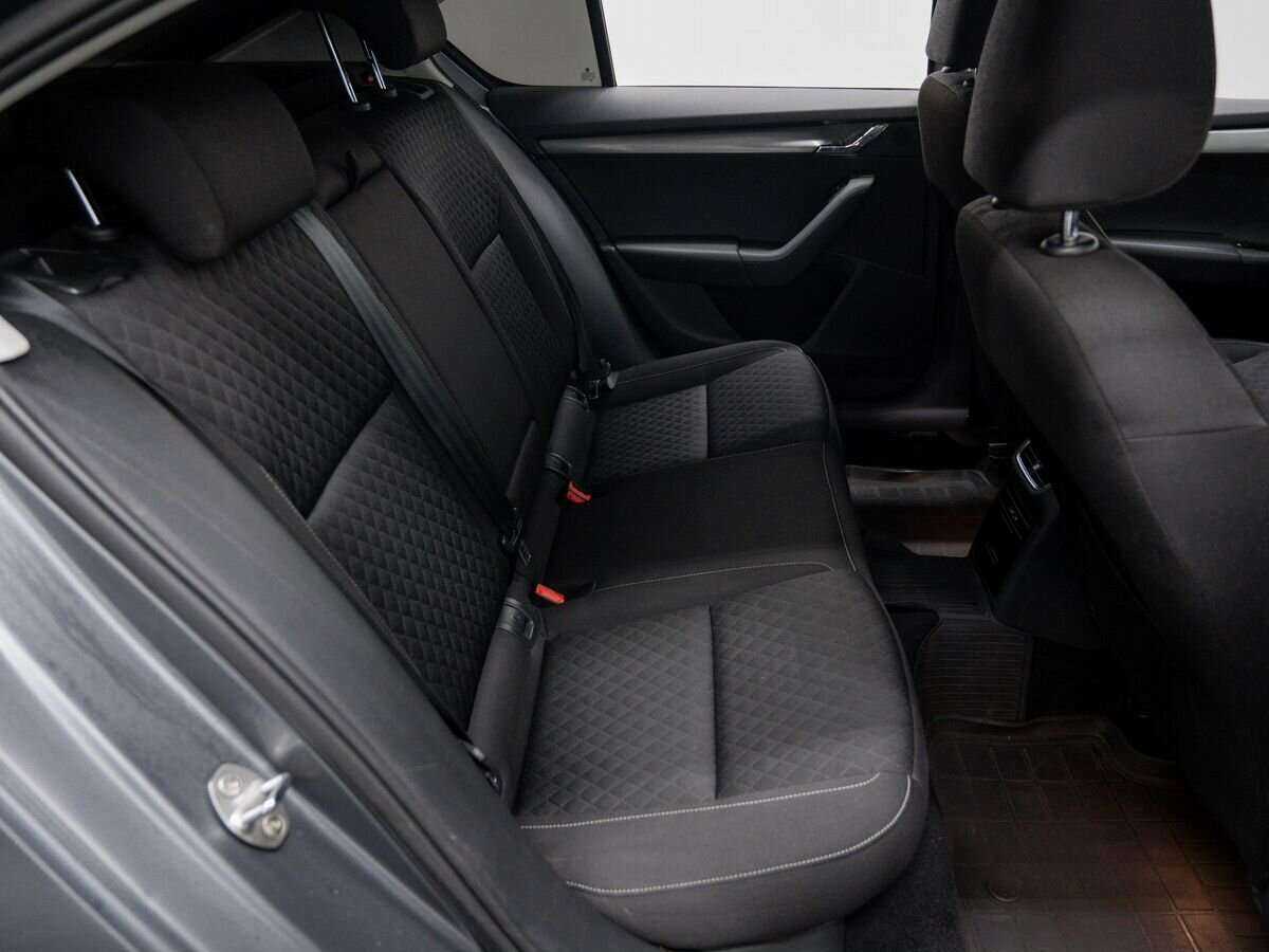 Купить Skoda Octavia, 2017, 175 299 км.. Фото: #5