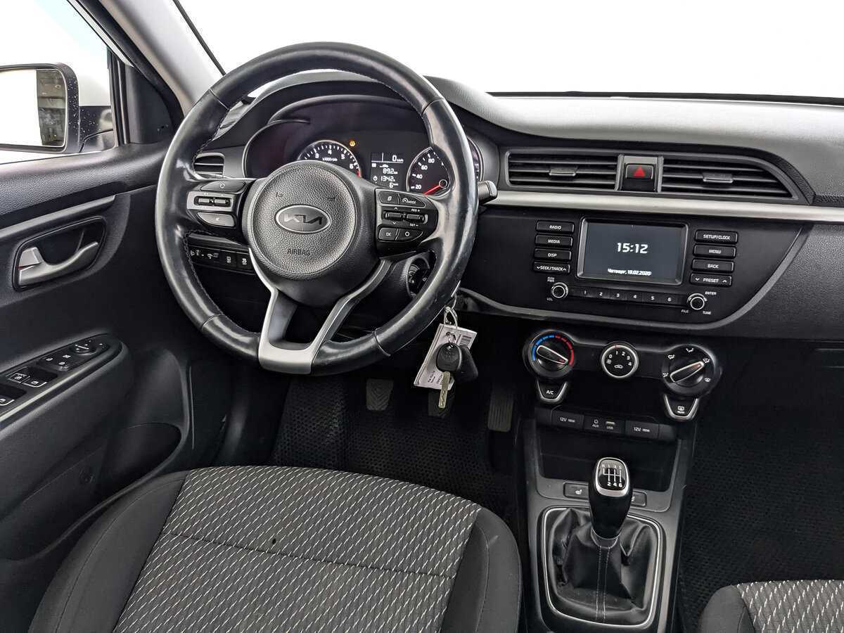 Купить Kia Rio, 2018, 121 000 км.. Фото: #24