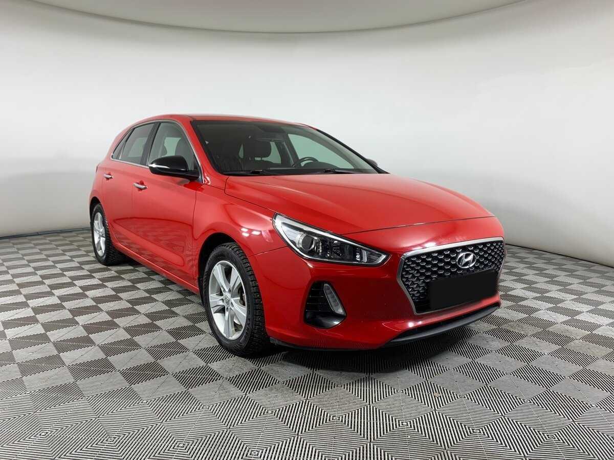 Купить Hyundai i30, 2017, 235 275 км.. Фото: #2