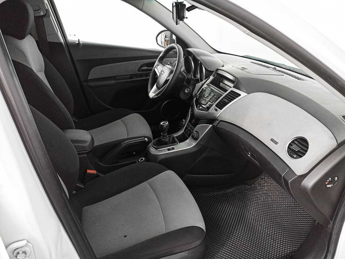 Купить Chevrolet Cruze, 2012, 311 653 км.. Фото: #8
