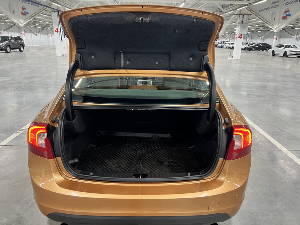 Купить Volvo S60, 2012, 172 631 км.. Фото: #9