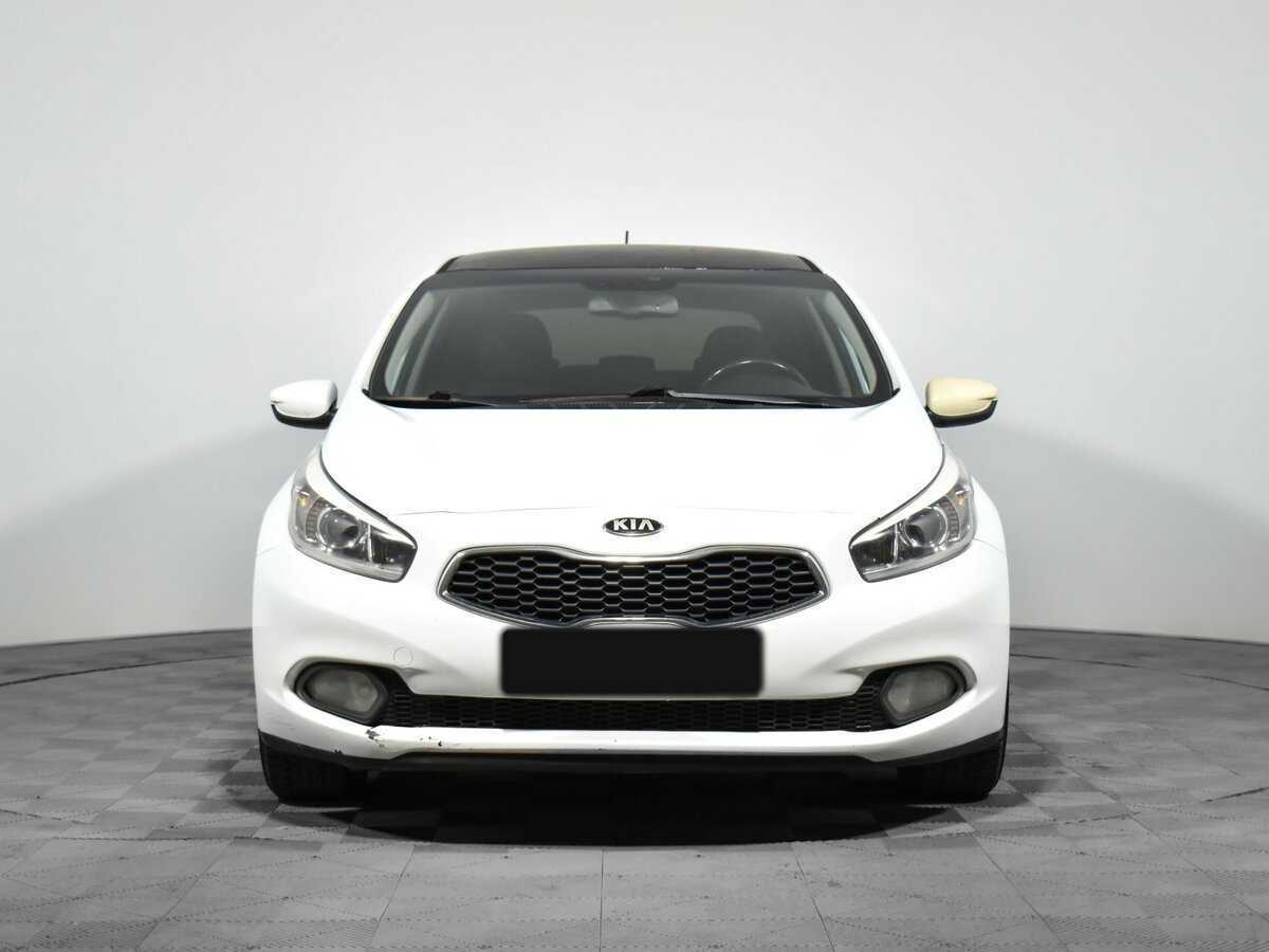 Купить Kia Ceed, 2012, 215 332 км.. Фото: #1