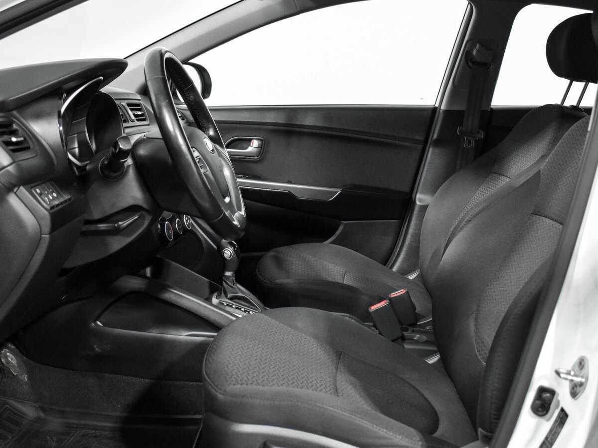 Купить Kia Rio, 2016, 76 280 км.. Фото: #14