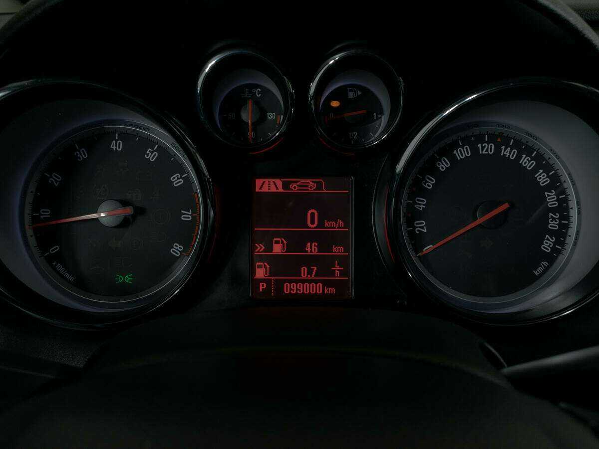 Купить Opel Astra, 2013, 98 122 км.. Фото: #12