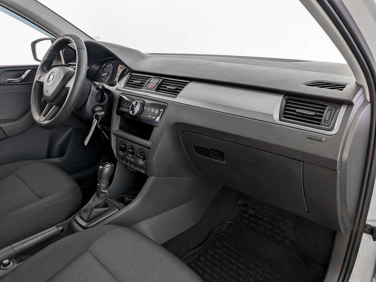 Купить Skoda Rapid, 2017, 108 276 км.. Фото: #9