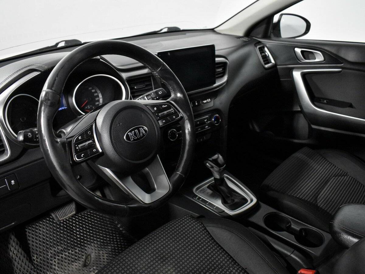 Купить Kia Ceed, 2019, 338 119 км.. Фото: #6