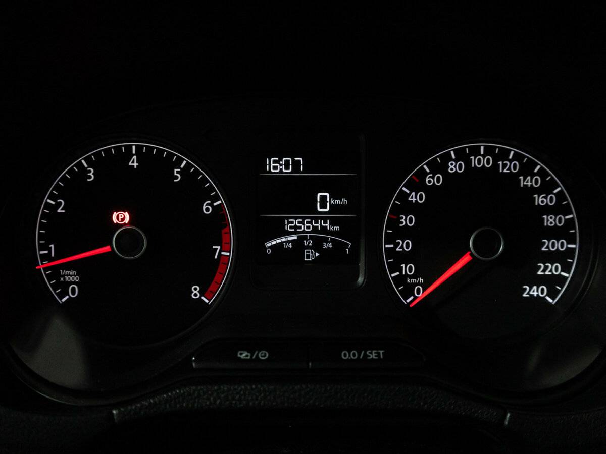 Купить Volkswagen Polo, 2015, 125 643 км.. Фото: #11