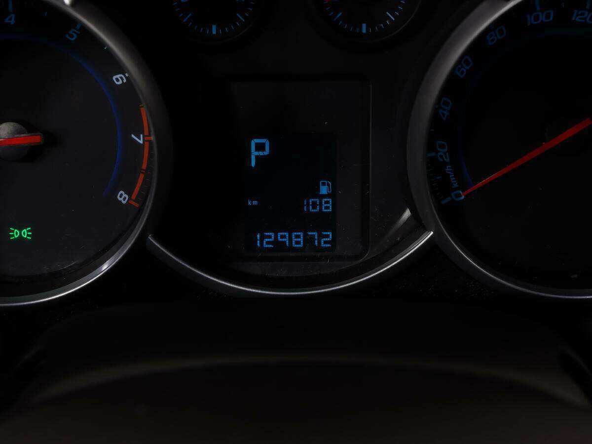 Купить Chevrolet Cruze, 2013, 129 635 км.. Фото: #15