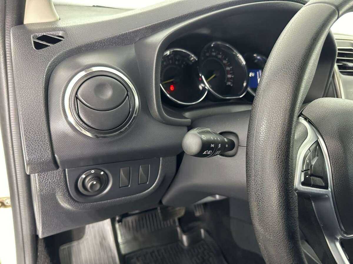 Купить Renault Sandero, 2019, 122 414 км.. Фото: #8