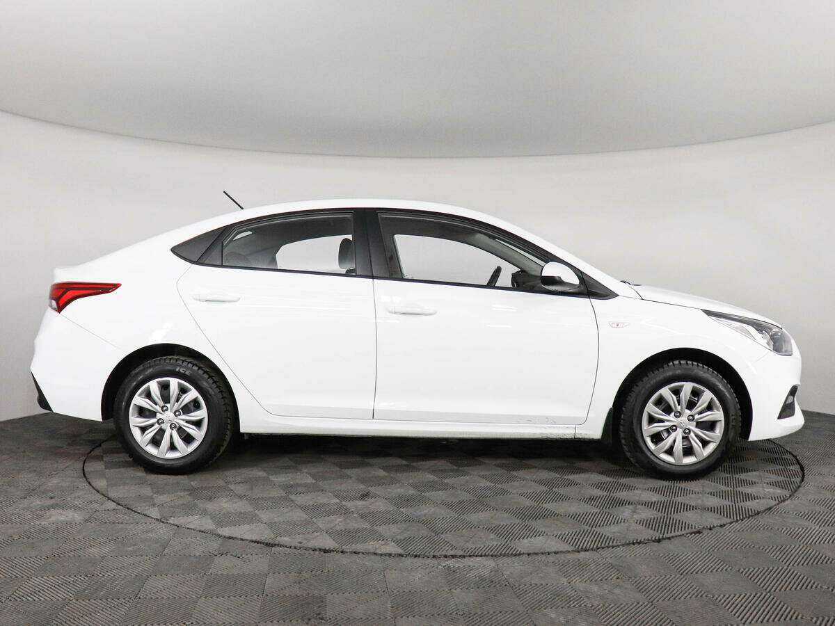 Купить Hyundai Solaris, 2019, 52 919 км.. Фото: #3