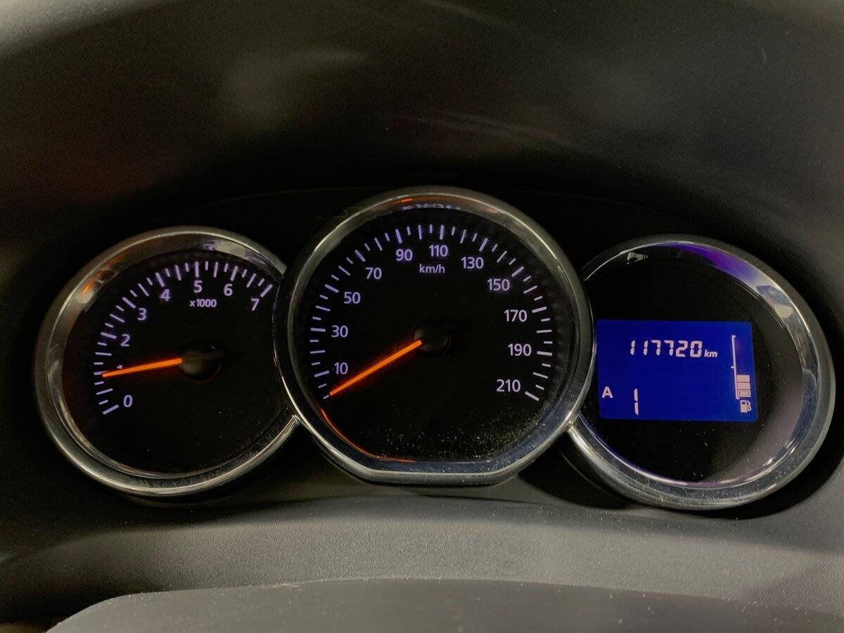 Купить Renault Logan, 2015, 117 825 км.. Фото: #13