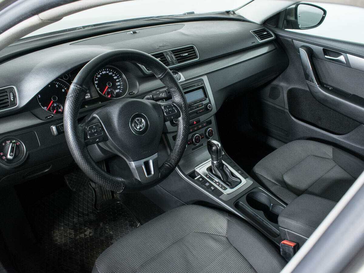 Купить Volkswagen Passat, 2012, 209 747 км.. Фото: #12