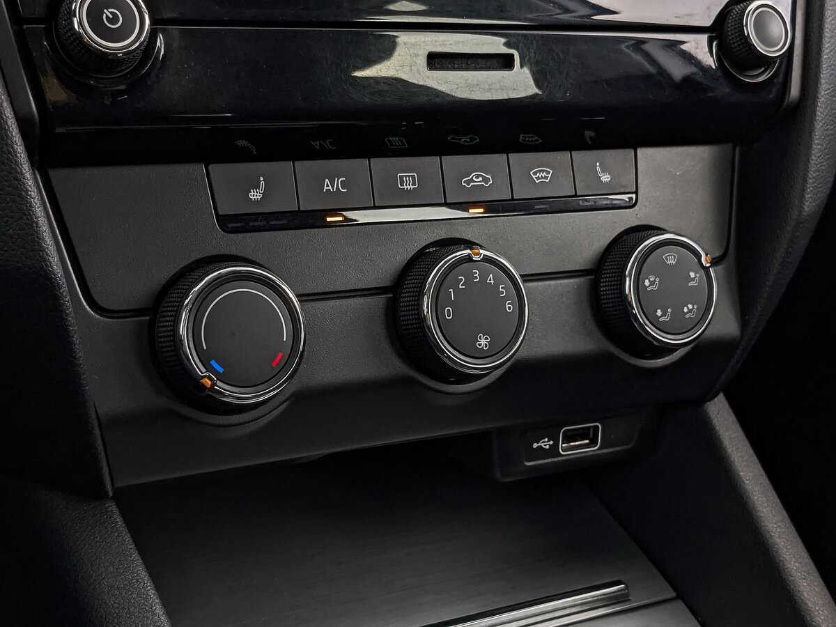 Купить Skoda Octavia, 2019, 108 838 км.. Фото: #20