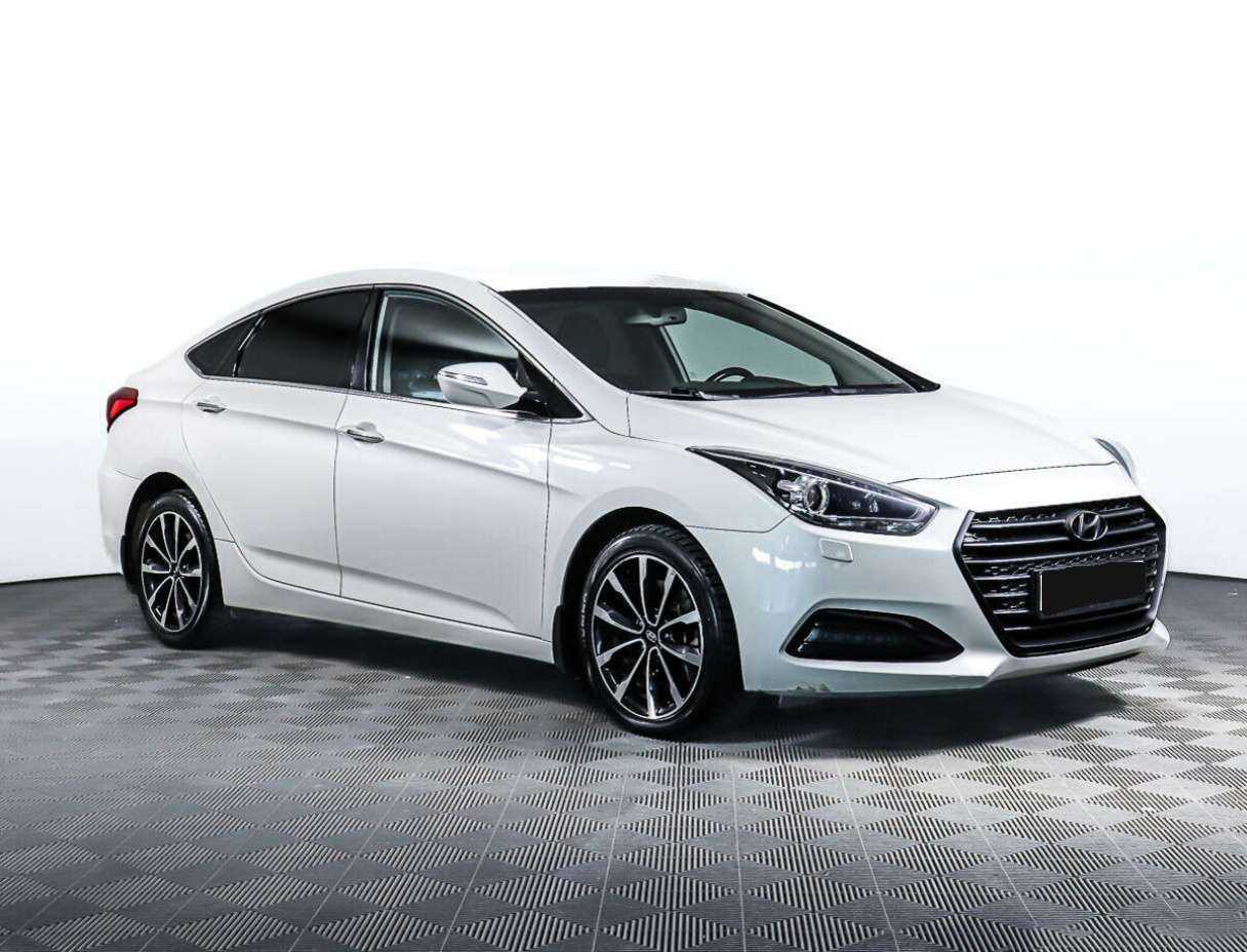 Купить Hyundai i40, 2015, 126 400 км.. Фото: #2