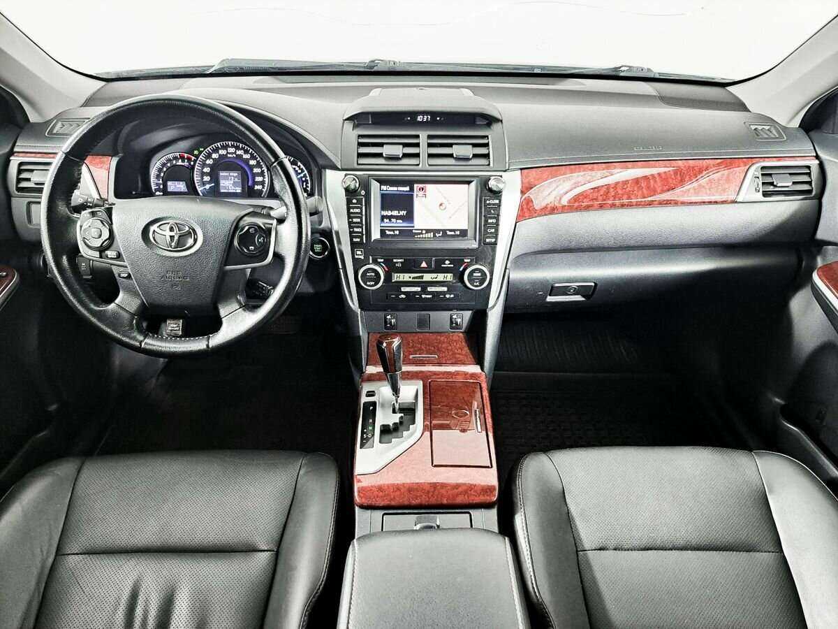 Купить Toyota Camry, 2014, 121 870 км.. Фото: #9