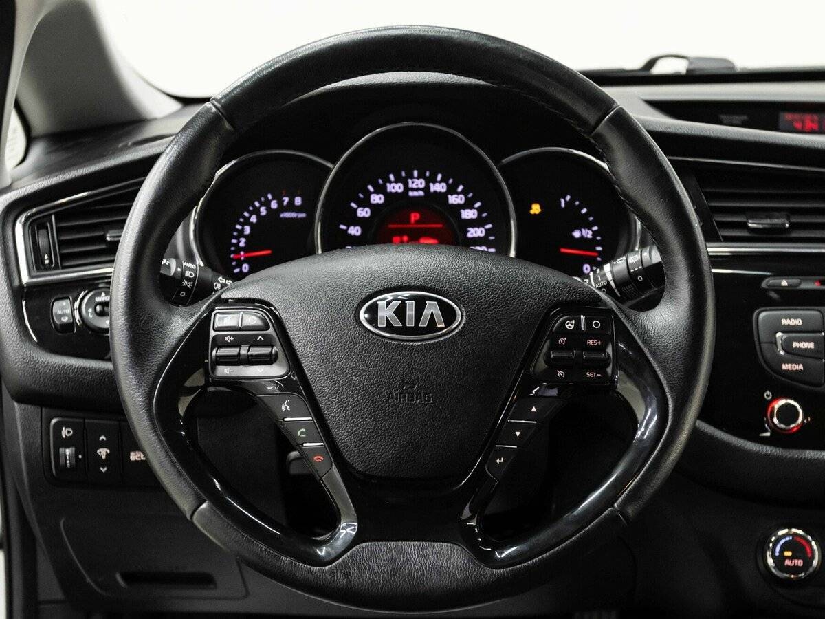 Купить Kia Ceed, 2016, 163 000 км.. Фото: #9