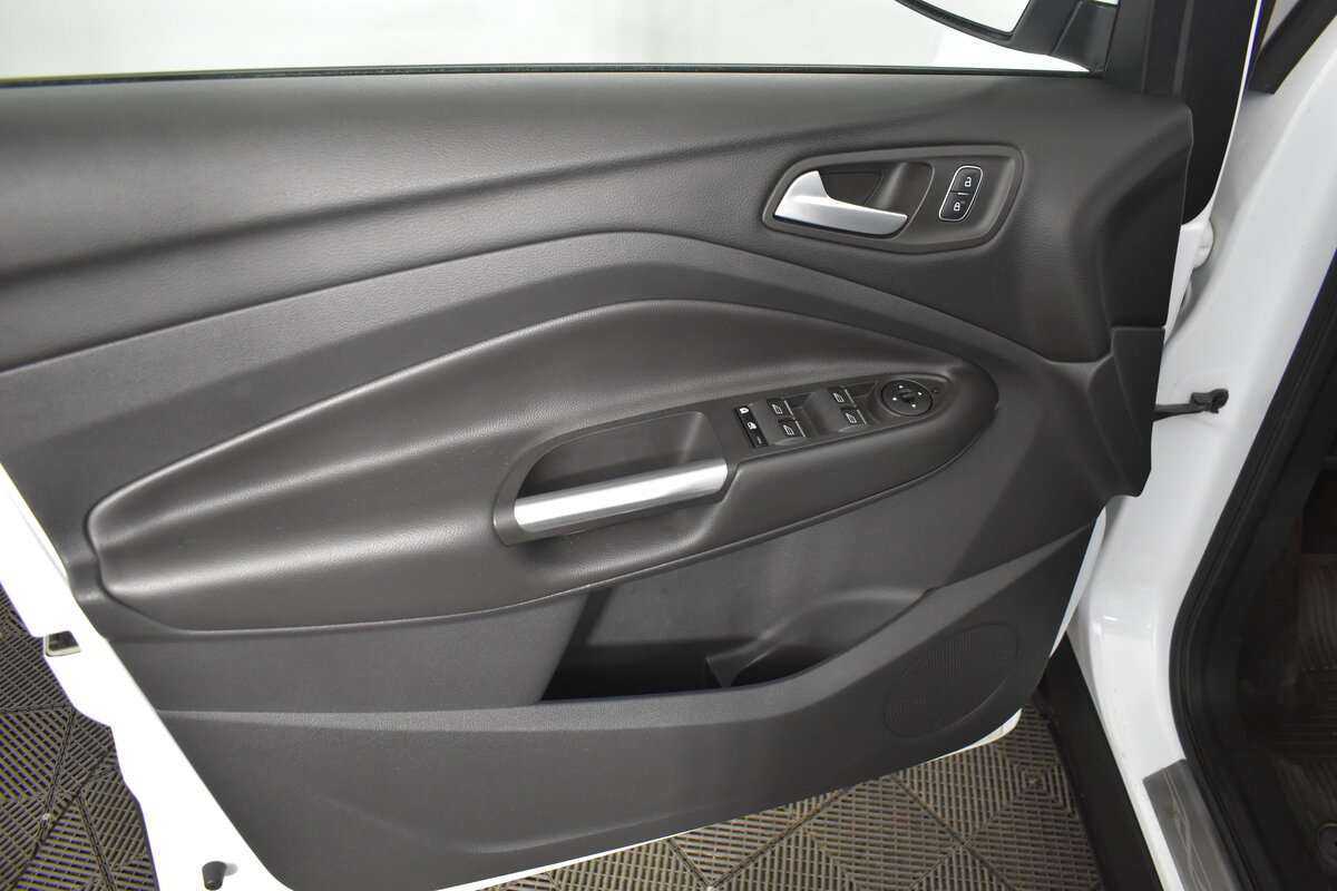 Купить Ford Kuga, 2017, 94 001 км.. Фото: #14