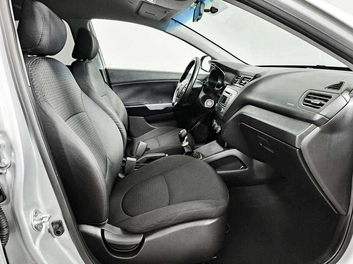 Купить Kia Rio, 2017, 127 600 км.. Фото: #6