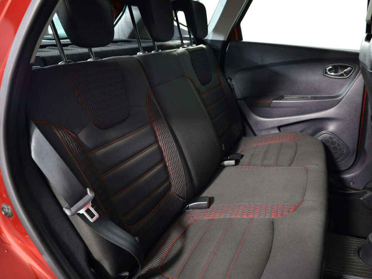 Купить Renault Kaptur, 2018, 56 588 км.. Фото: #13