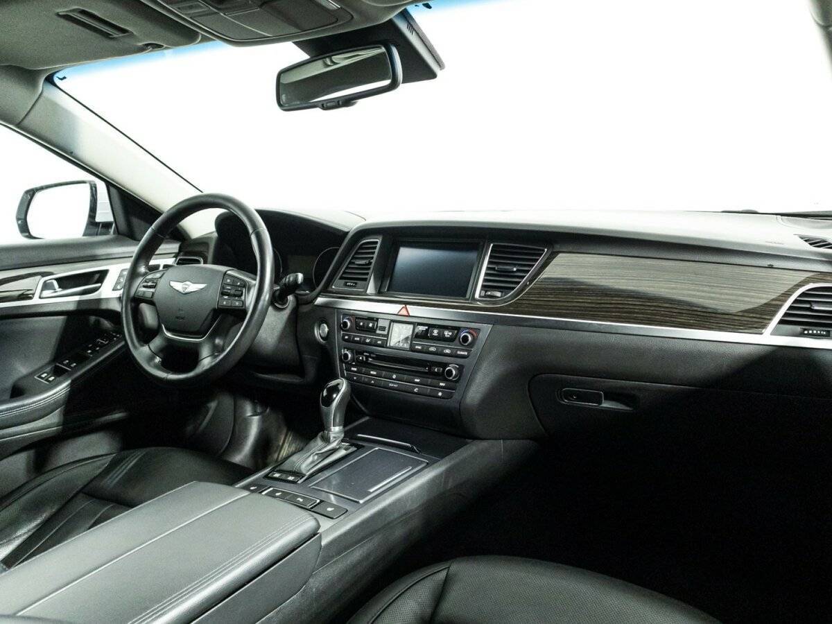 Купить Hyundai Genesis, 2015, 226 614 км.. Фото: #8