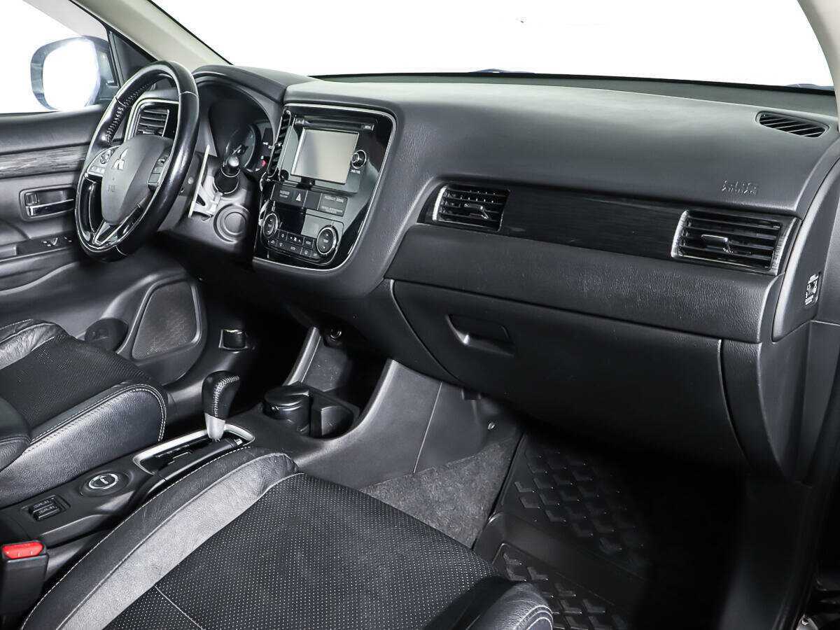 Купить Mitsubishi Outlander, 2015, 141 298 км.. Фото: #8