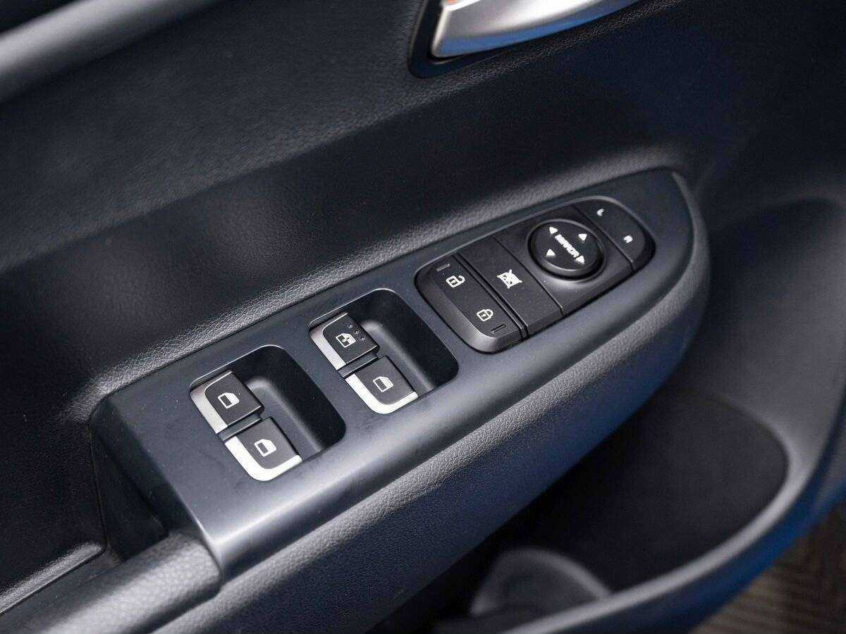 Купить Kia Rio, 2018, 56 000 км.. Фото: #15