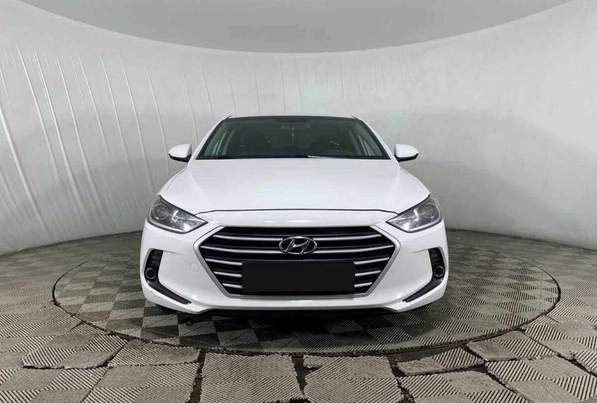 Купить Hyundai Elantra, 2017, 132 960 км.. Фото: #1