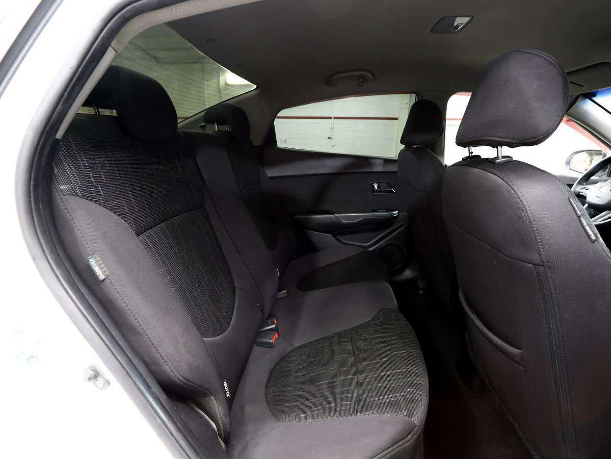 Купить Kia Rio, 2012, 379 368 км.. Фото: #18