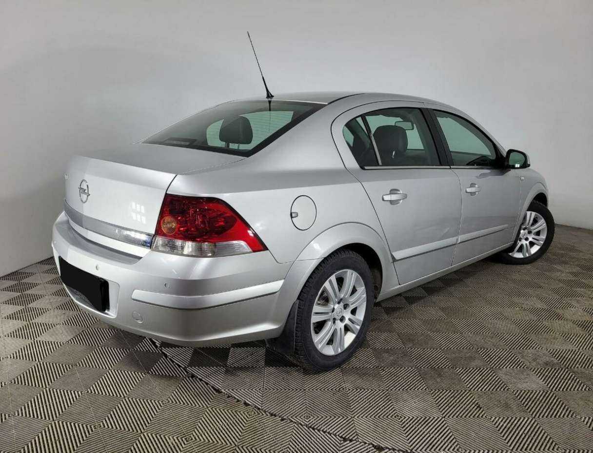 Купить Opel Astra, 2012, 117 000 км.. Фото: #5