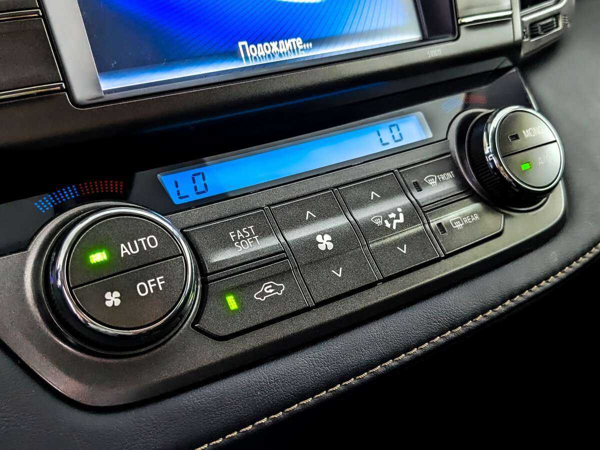 Купить Toyota RAV4, 2014, 159 281 км.. Фото: #19