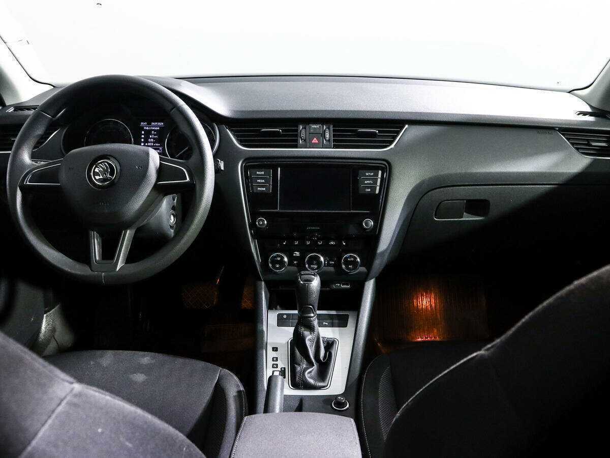 Купить Skoda Octavia, 2019, 76 249 км.. Фото: #11