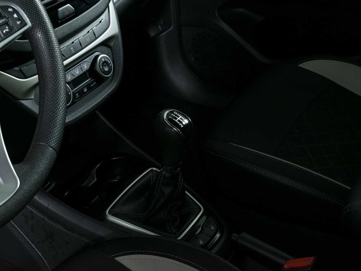 Купить Lada (ВАЗ) Vesta, 2019, 115 624 км.. Фото: #13