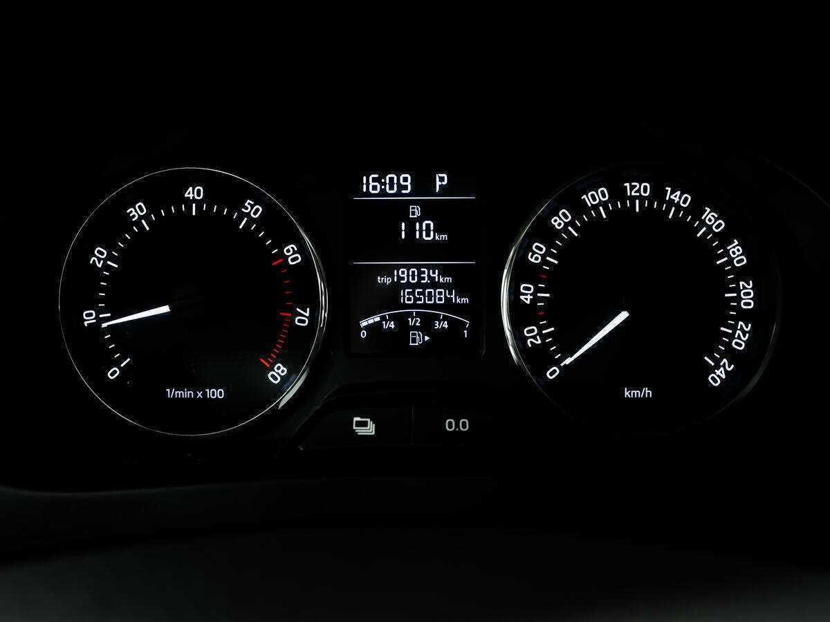 Купить Skoda Rapid, 2014, 165 080 км.. Фото: #9