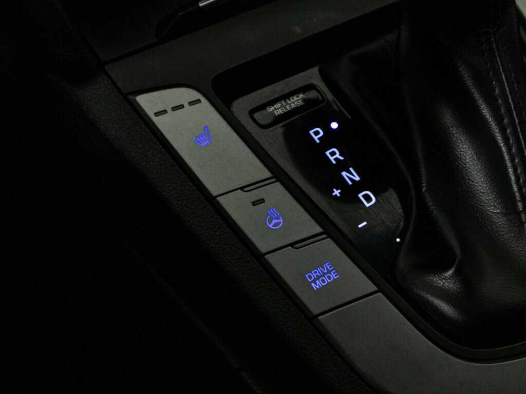 Купить Hyundai Elantra, 2018, 152 554 км.. Фото: #17