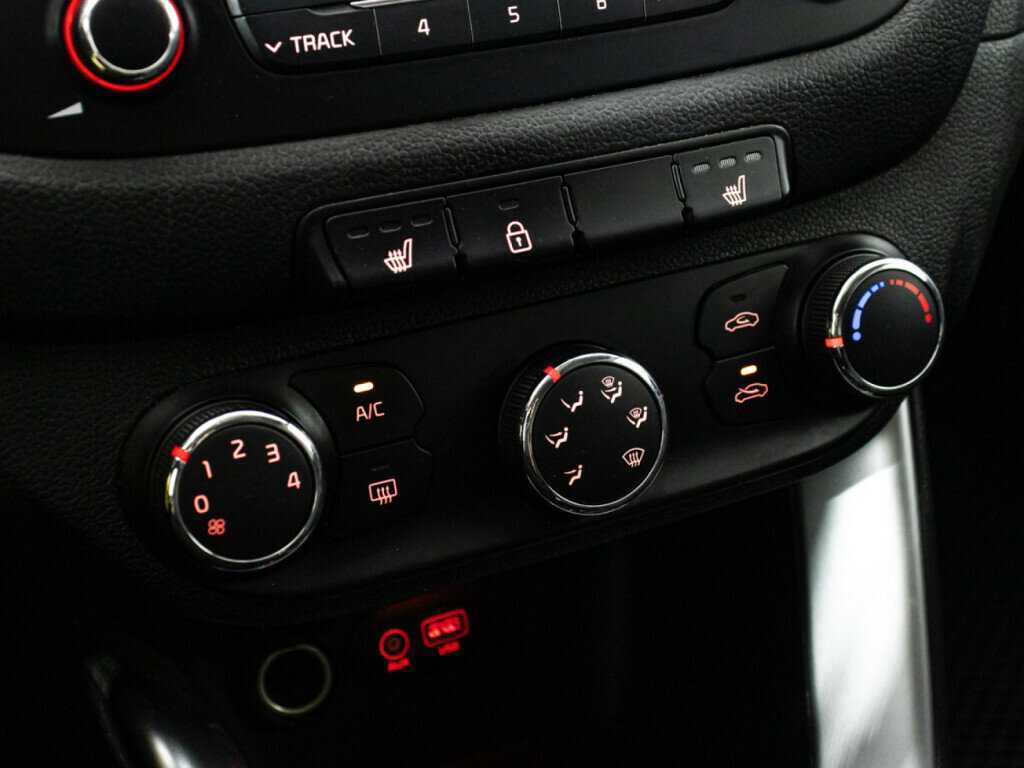 Купить Kia Ceed, 2016, 68 000 км.. Фото: #14