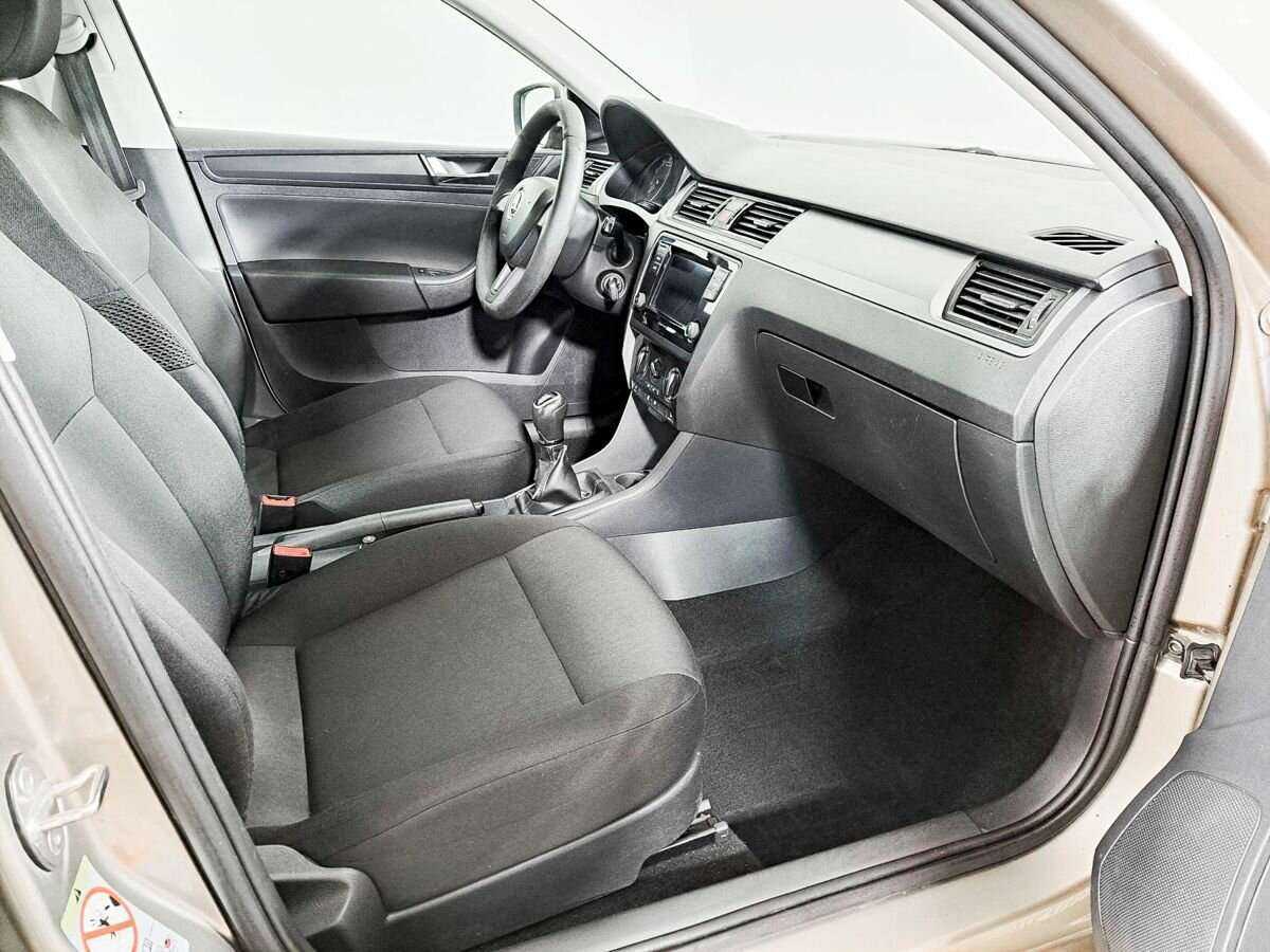 Купить Skoda Rapid, 2018, 141 500 км.. Фото: #5