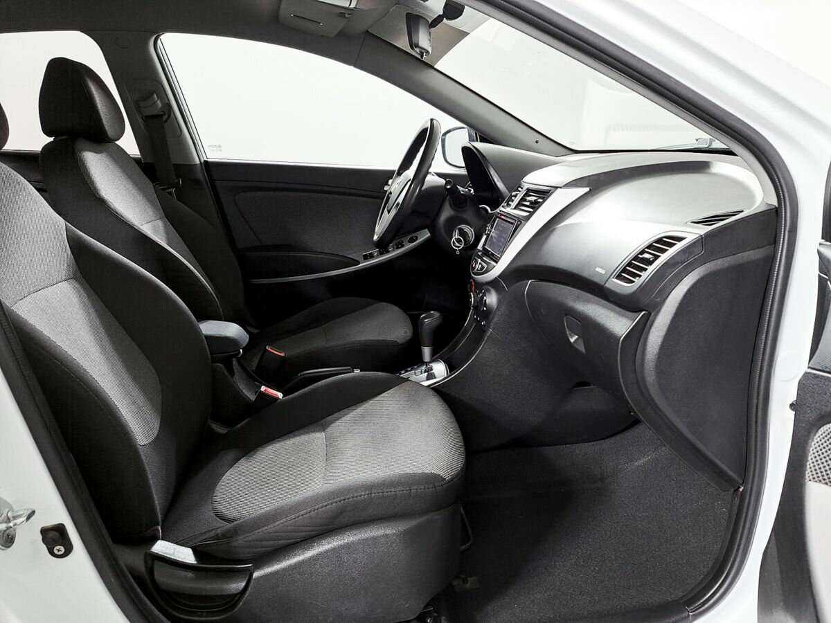 Купить Hyundai Solaris, 2013, 179 198 км.. Фото: #8