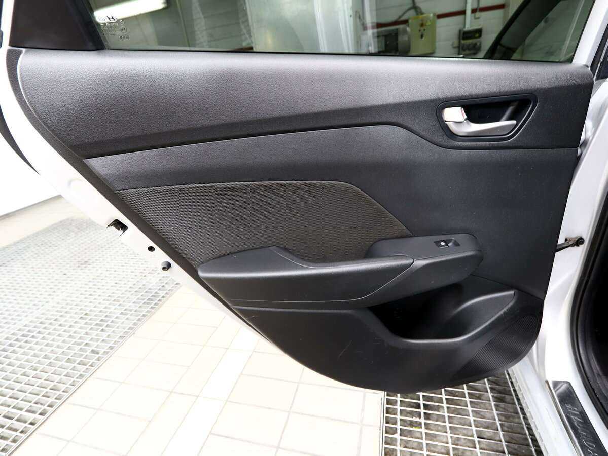 Купить Hyundai Solaris, 2020, 45 000 км.. Фото: #12