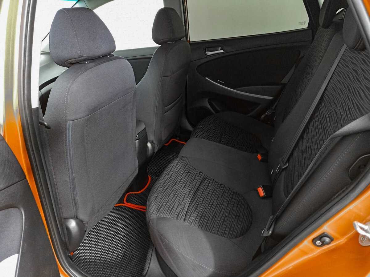 Купить Hyundai Solaris, 2014, 111 302 км.. Фото: #9