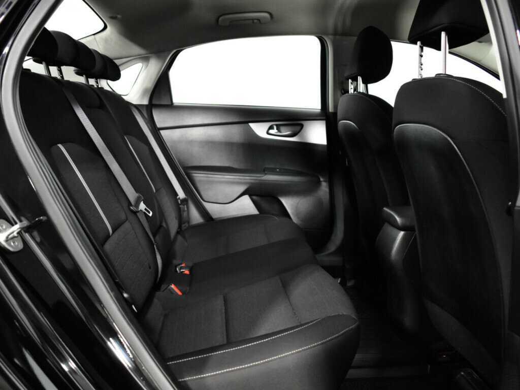 Купить Kia Cerato, 2019, 104 726 км.. Фото: #9