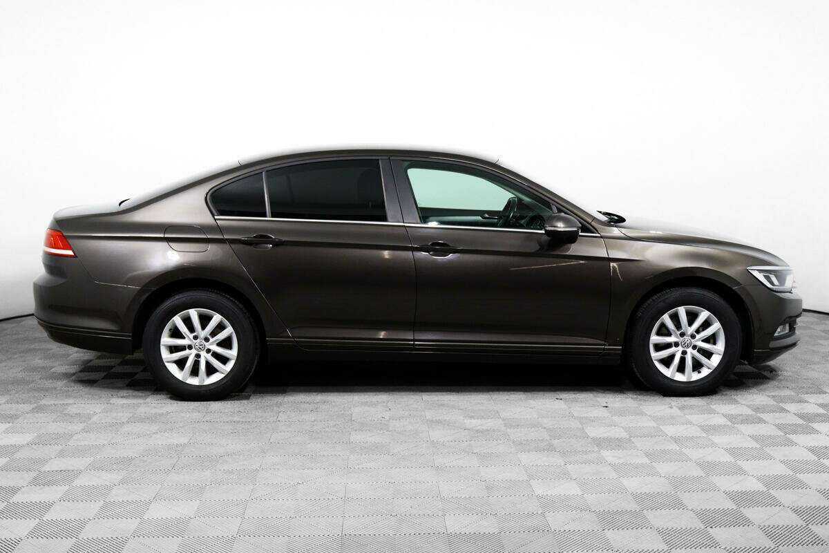 Купить Volkswagen Passat, 2016, 130 800 км.. Фото: #3