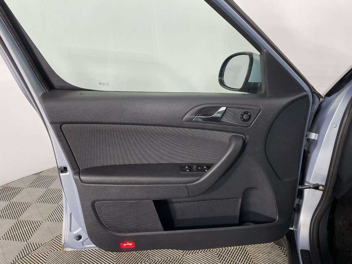 Купить Skoda Yeti, 2012, 131 680 км.. Фото: #7