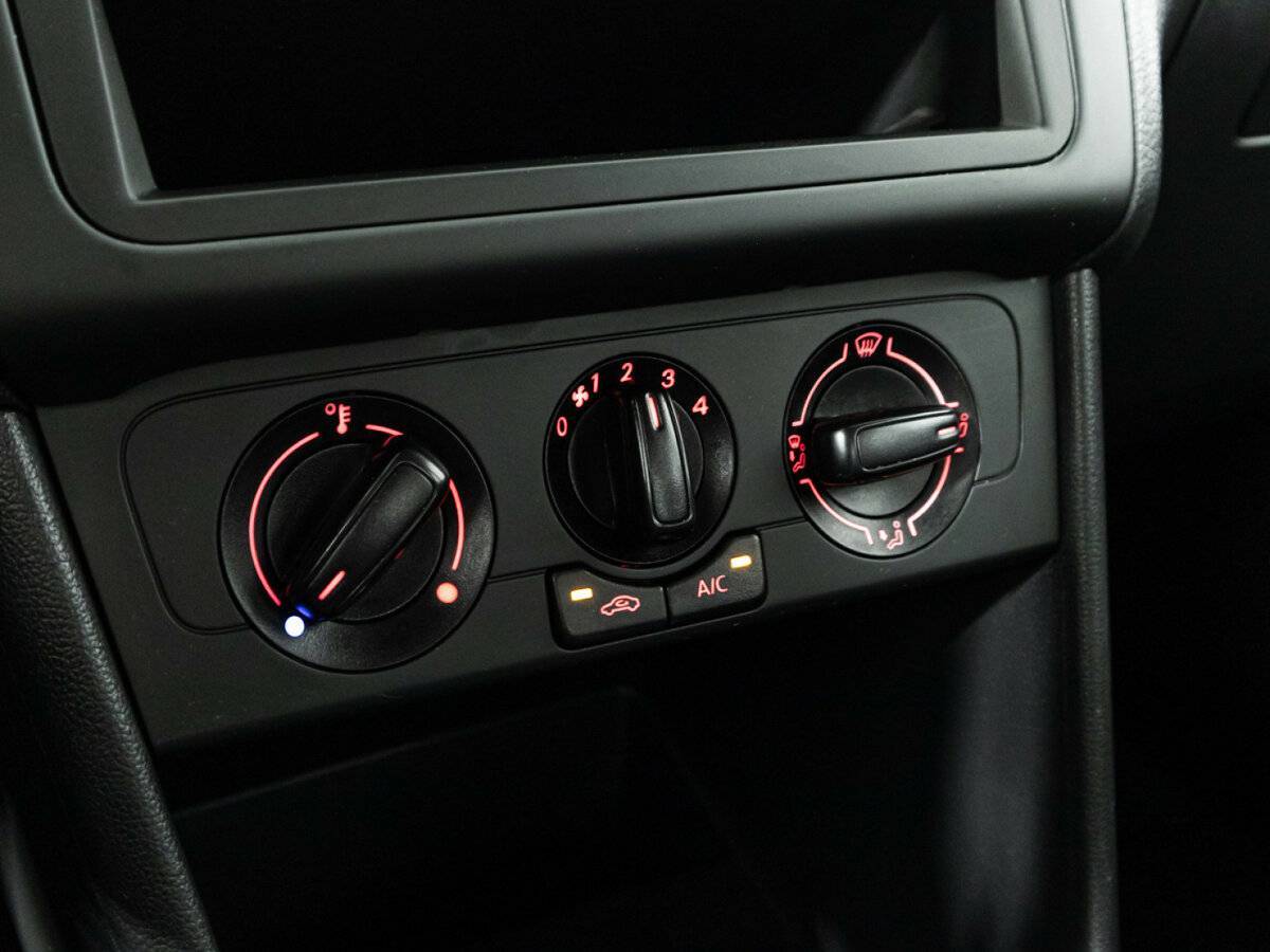 Купить Volkswagen Polo, 2019, 75 689 км.. Фото: #15