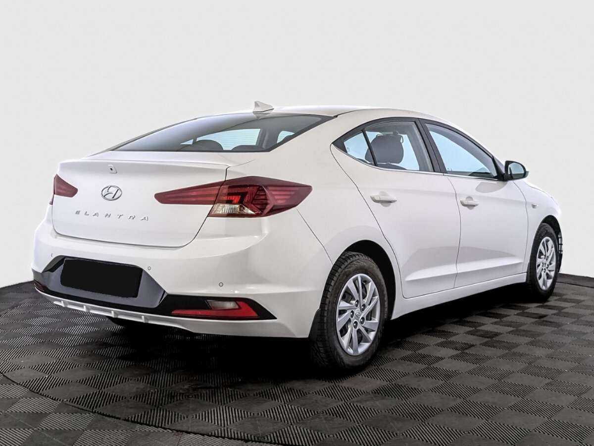Купить Hyundai Elantra, 2020, 32 430 км.. Фото: #4