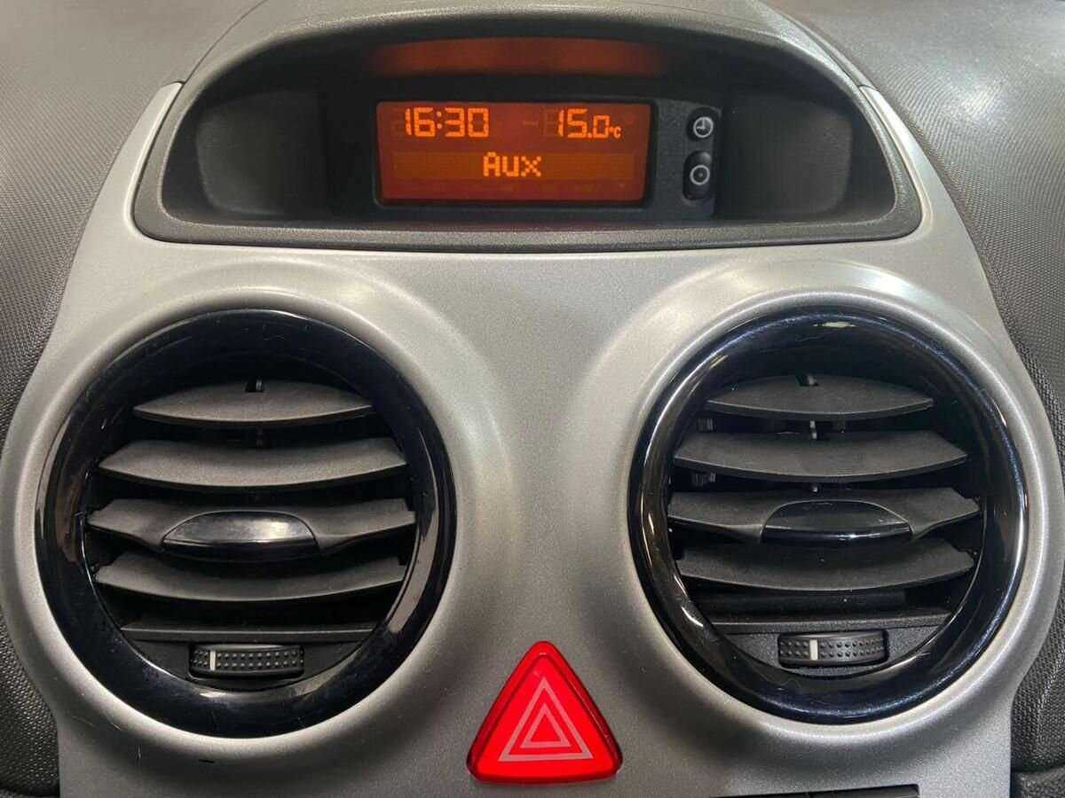 Купить Opel Corsa, 2012, 104 965 км.. Фото: #13