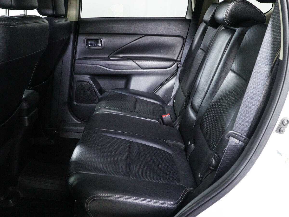 Купить Mitsubishi Outlander, 2012, 160 214 км.. Фото: #8