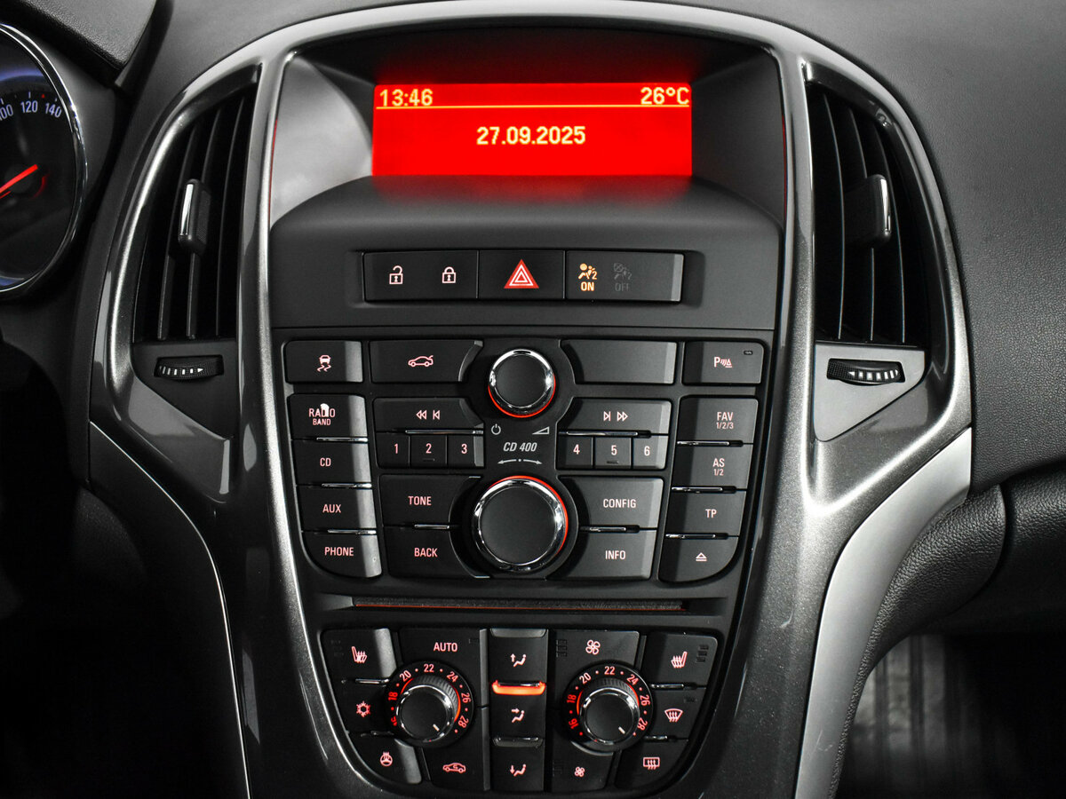 Купить Opel Astra, 2013, 210 797 км.. Фото: #14