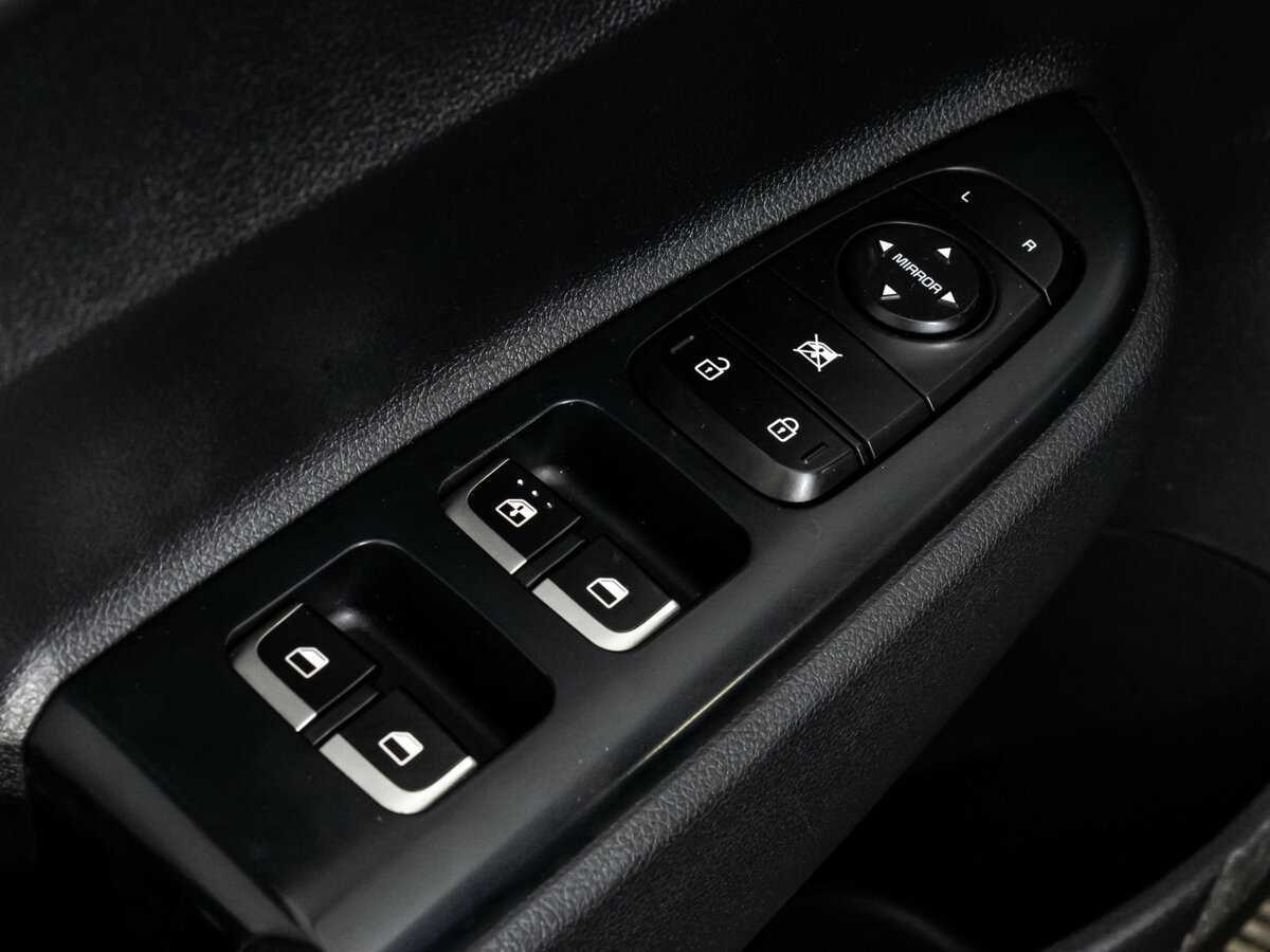 Купить Kia Rio, 2018, 119 409 км.. Фото: #17