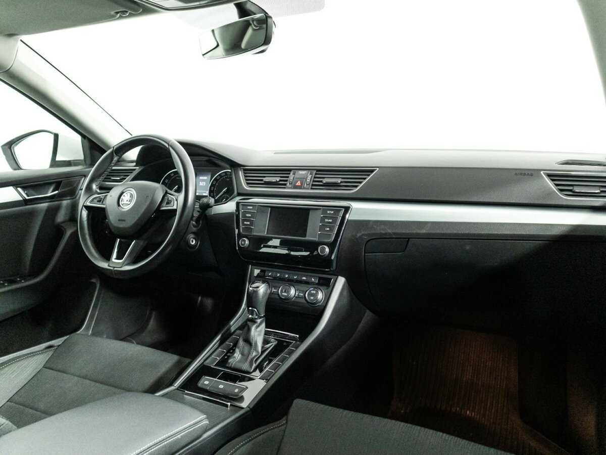 Купить Skoda Superb, 2016, 67 620 км.. Фото: #7